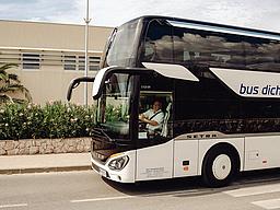 Mit dem Bus direkt zur Party Mit dem Bus direkt zur Party